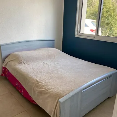 Lantställe F2 Dans Un Endroit Paisible Causse-de-la-Selle