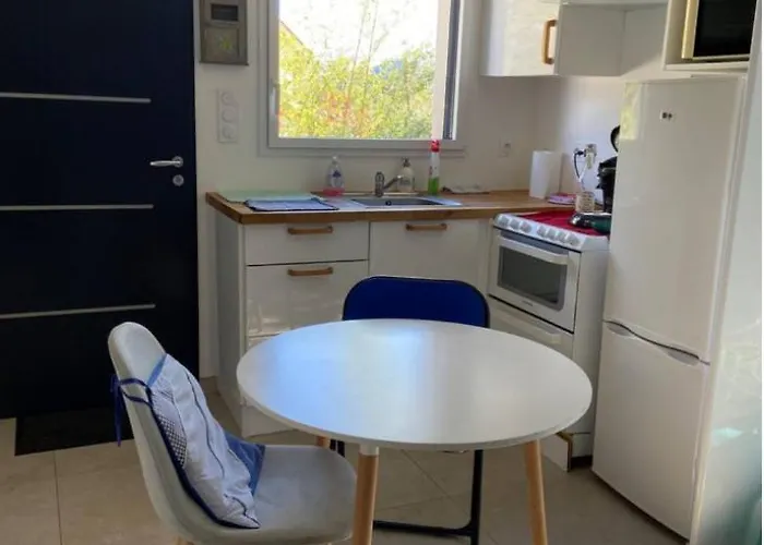 F2 Dans Un Endroit Paisible *