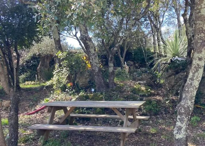 F2 Dans Un Endroit Paisible Causse-de-la-Selle